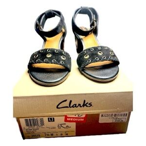 Womens Clarks Artisan Ralene Black Suede Ankle Strap Block Heel Sandals Size 7.5